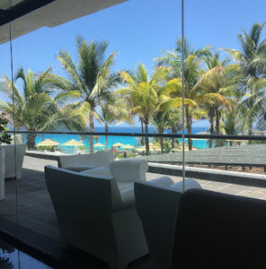 Meet your Posher, Flurie